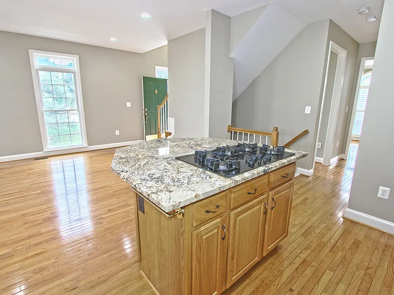 4083 Walnut Cove Cir — Photo 4