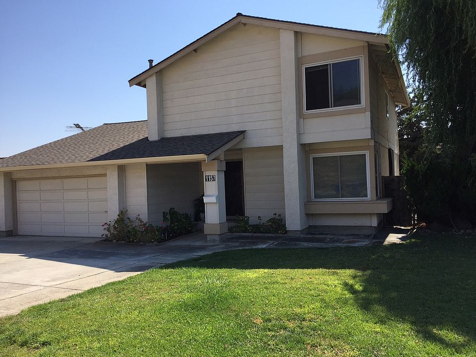 1st image of 1157 N Park Victoria Dr
