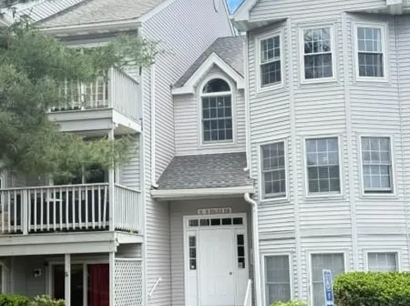 15 Boulder Run Rd #148, Paterson, NJ 07501