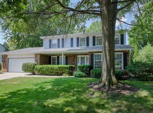 1171 Banbury Cir, Naperville, IL 60540