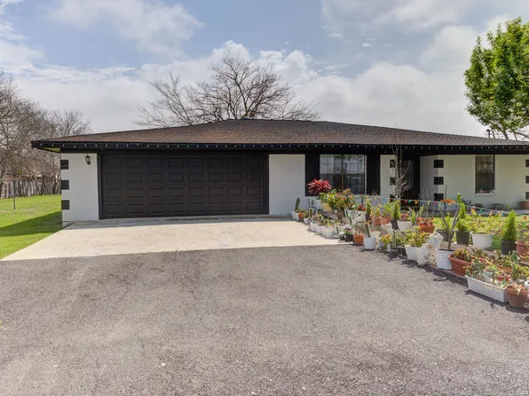2911 MORNINGSIDE DR, New Braunfels, TX 78130