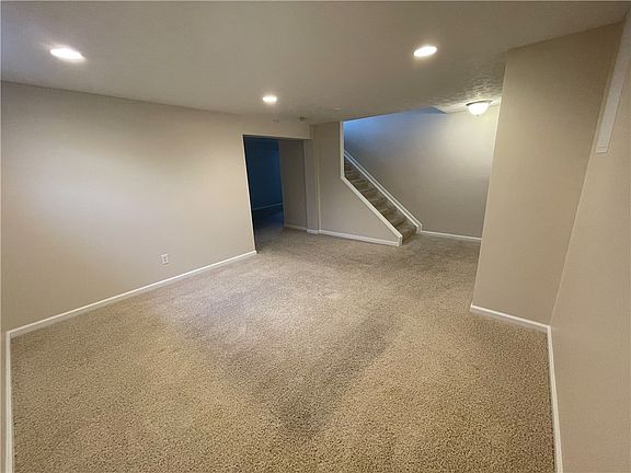 3rd image of 2152 Blanton Dr