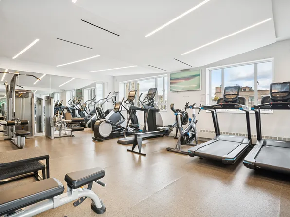 30 East 62nd Street image 14 of 16