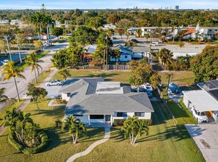 651 Foresteria Dr, Lake Park, FL 33403