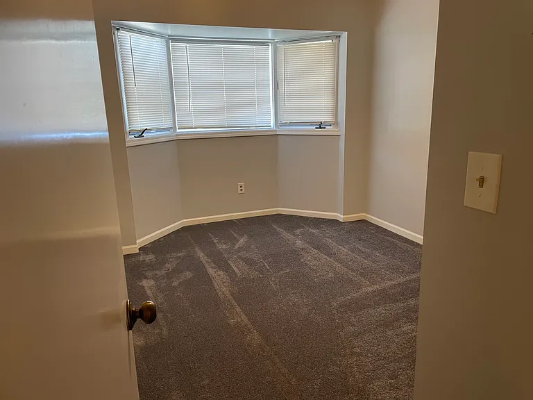 212 Pinewood Dr — Photo 25