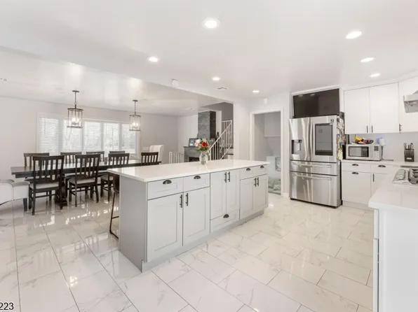 826 Madison Ave, Rahway City, NJ 07065