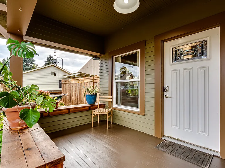 104 Holeman Ave — Photo 3
