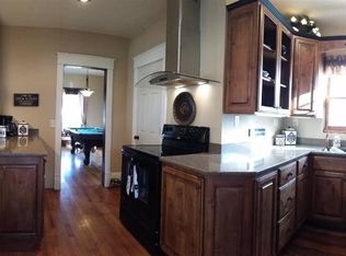 805 Academy St, Elroy, WI 53929