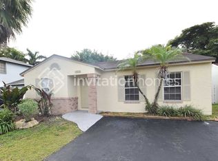 14056 Langley Pl, Fort Lauderdale, FL 33325