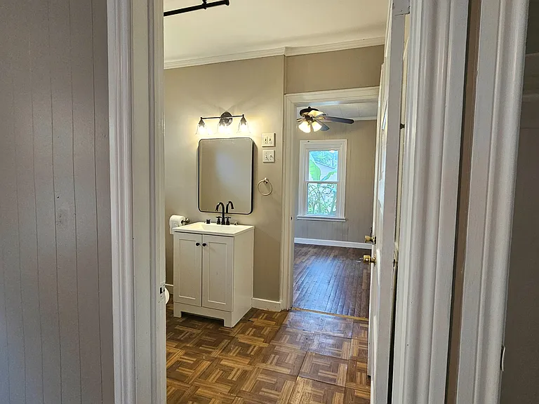 4423 Avenue K — Photo 16