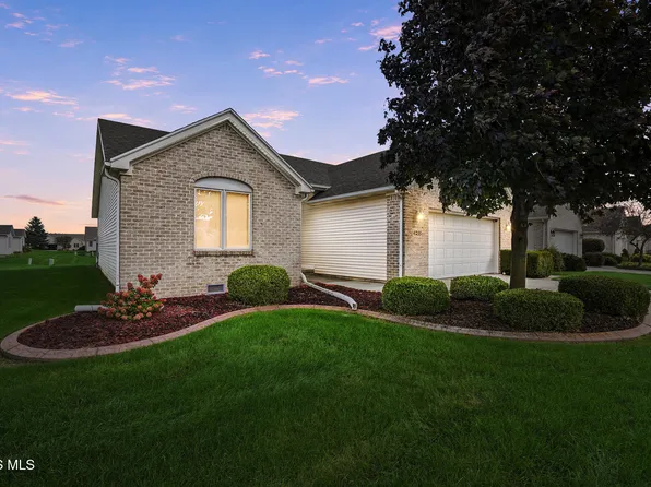 4255 Waterbend Dr W, Maumee, OH 43537