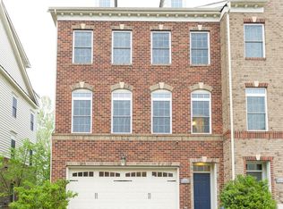 5255 Stream Bank Ln, Greenbelt, MD 20770