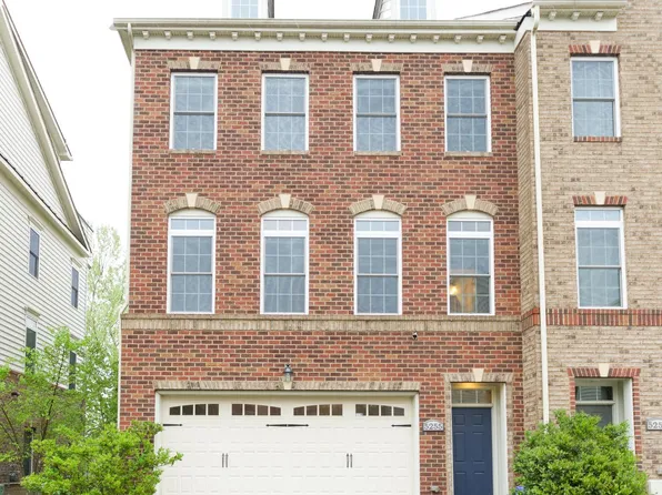 5255 Stream Bank Ln, Greenbelt, MD 20770