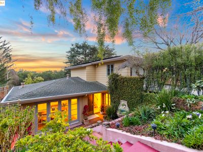 5543 Masonic Ave, Oakland, CA, 94618