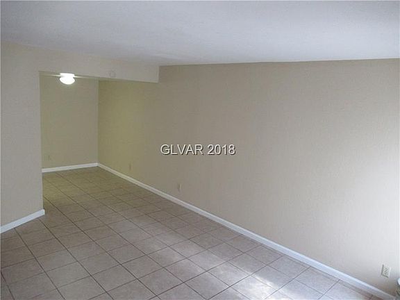 5th image of 3791 Shirebrook Dr APT 112