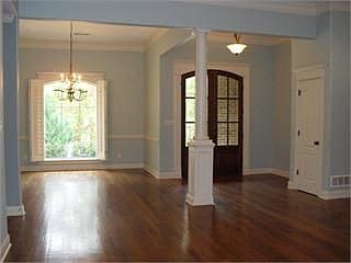 2nd image of 1007 Windy Oaks Dr