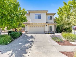 14 Ravenwood Ln, Napa, CA 94558