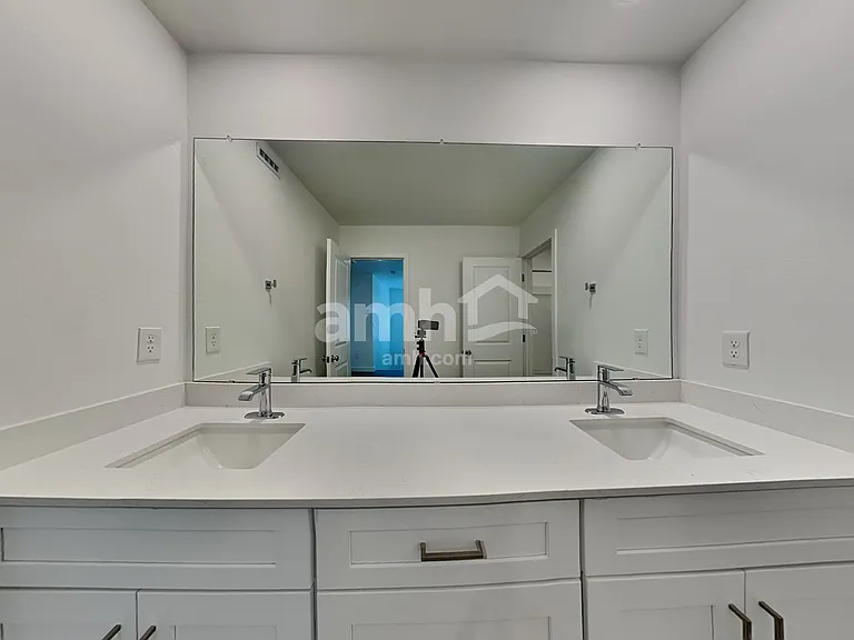 12504 W Adair Dr — Photo 15