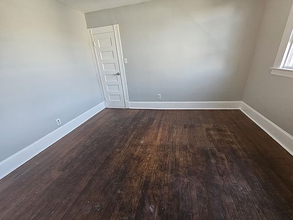 4th image of 139 Hillside Ave #3E