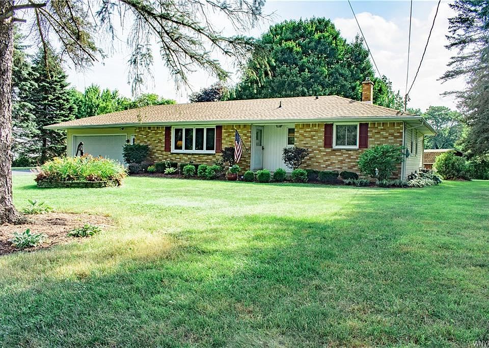 1st image of 40 Dellwood Dr