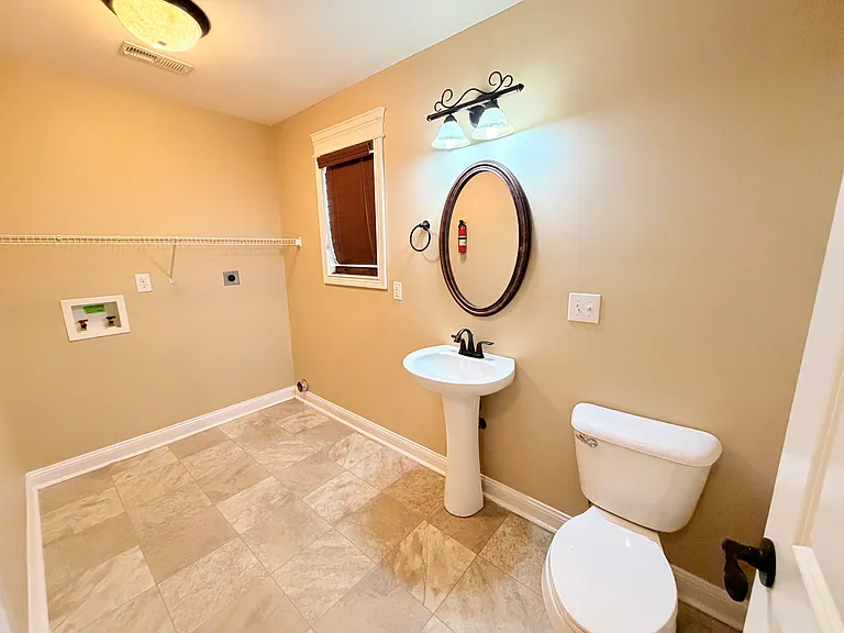 455 Needmore Rd #7 — Photo 2