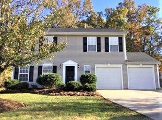 1236 Hampton Park Dr, High Point, NC 27265