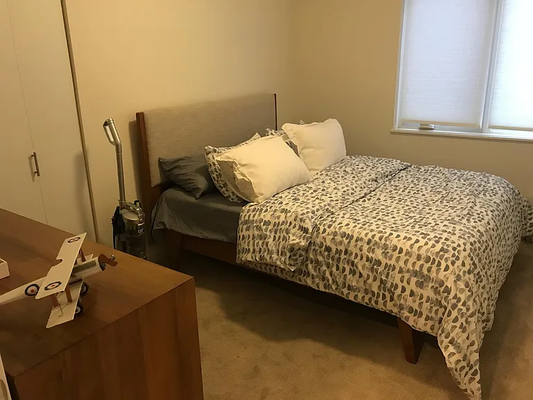 515 Summit Ave E #102 — Photo 8