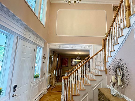 4th image of 317 Rock Ridge Ct