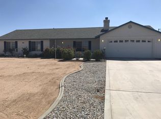 15483 Riverside Ave, Hesperia, CA 92345