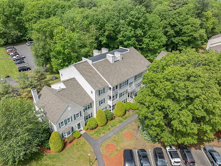 700 Brookside Dr #J — Photo 29