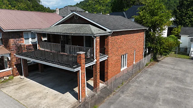 130 Wolford St
