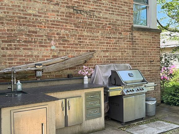 3rd image of 5808 N Saint Louis Ave #2