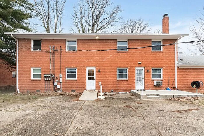 2 bed, 1.0 bath, 735 sqft, $1,025 — Photo 4