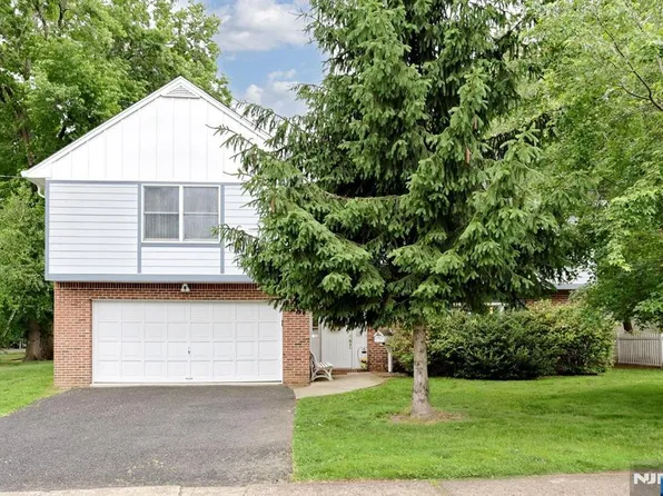 51 Palisade Ave, Emerson, NJ 07630