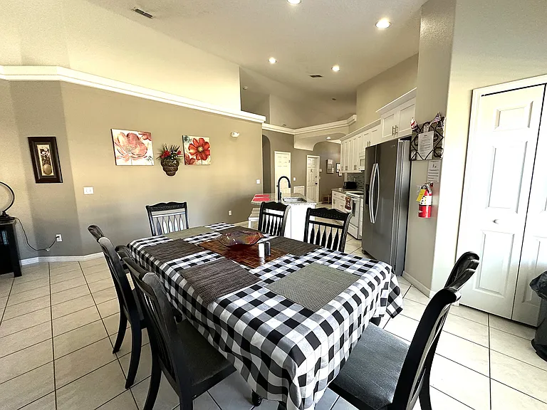 16724 Rolling Green Dr — Photo 17