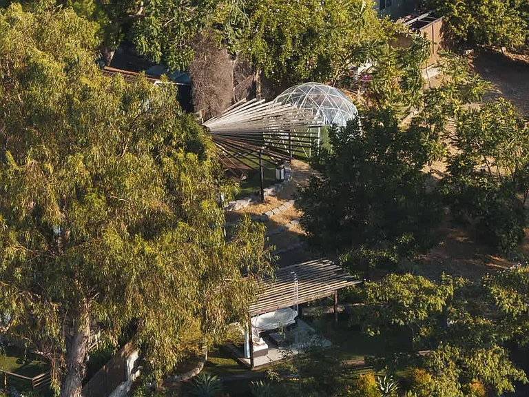 Burnell Dr — Photo 12