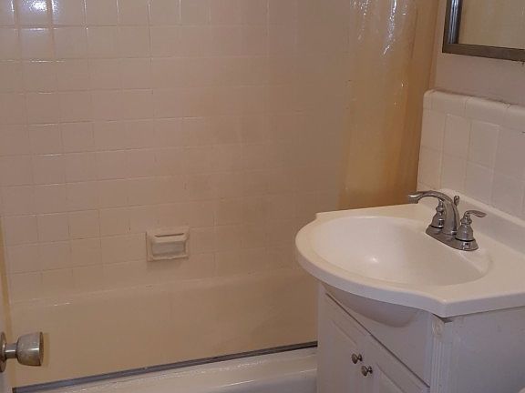 2nd image of 172-70 Highland Ave APT 3U