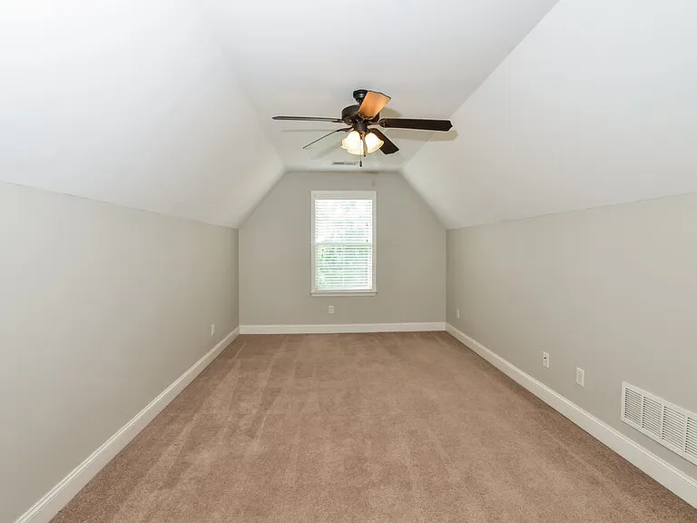 2647 Champion Hills Dr — Photo 16