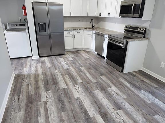 2nd image of 117 Lexington Blvd