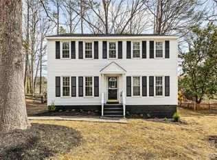 10113 Post Horn Dr, North Chesterfield, VA 23237