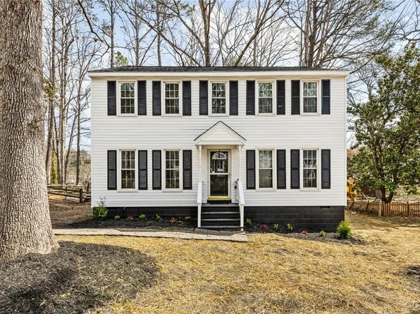 10113 Post Horn Dr, North Chesterfield, VA 23237