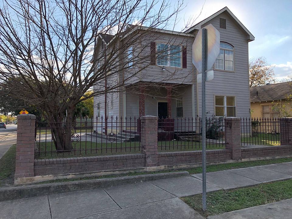 1st image of 2102 W Travis St