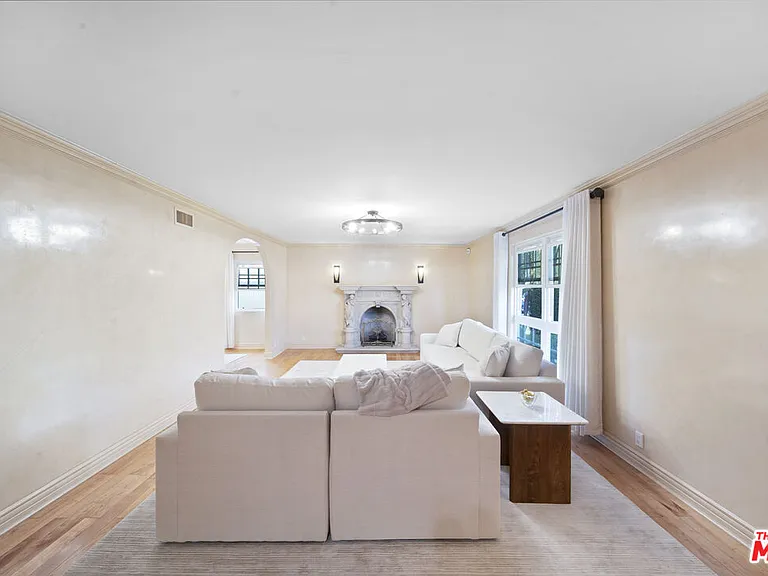 6138 Maryland Dr — Photo 29