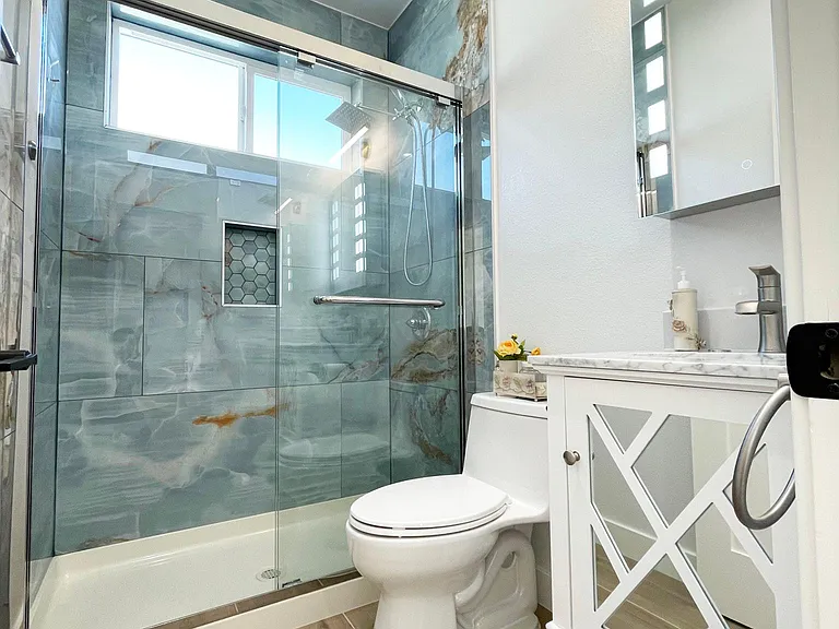 153 N Eldorado St #A — Photo 15