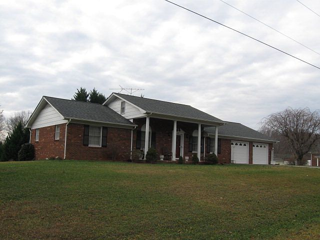 1st image of 274 Midlawn Dr