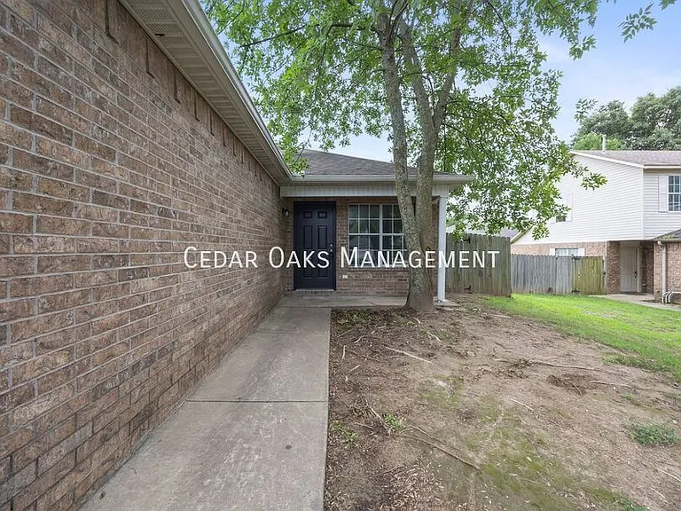 2967 W Glenmeadow Dr — Photo 3
