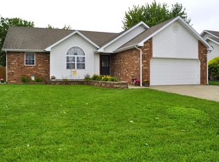 2841 S Grant Ave, Bolivar, MO 65613