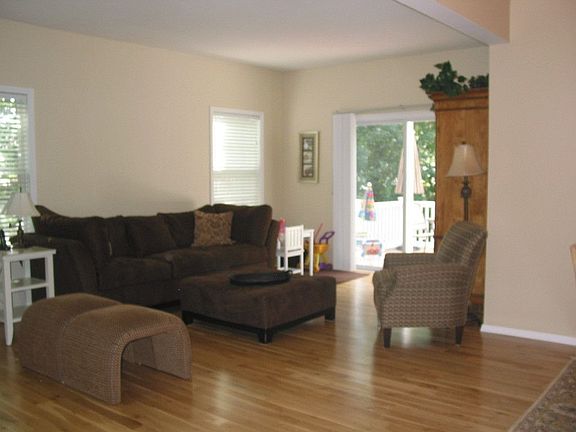 5th image of 66 Deer Valley Dr