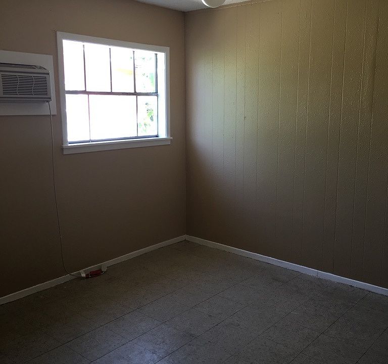 2nd image of 509 McLaughlin Ave #House