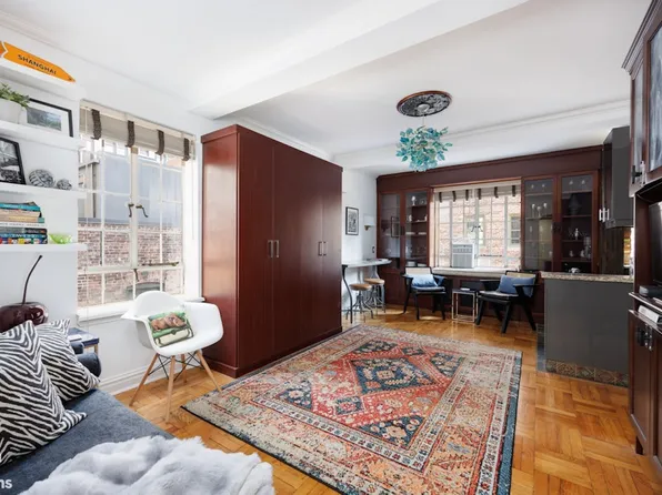 140 East 40th Street 9H image 1 of 8